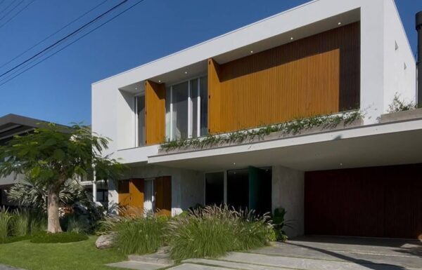 WhatsApp Image 2025-08-08 at 16.23.11